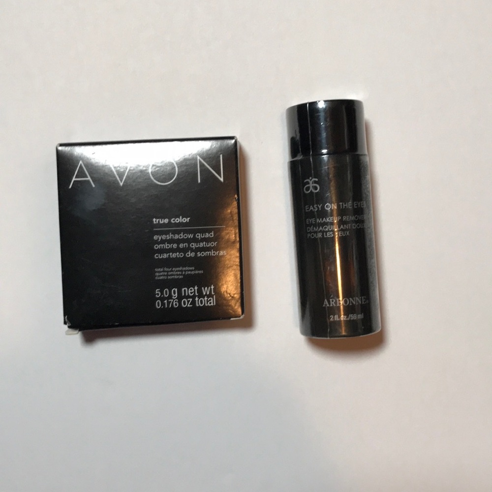 Eyeshadow + makeup remover bundle